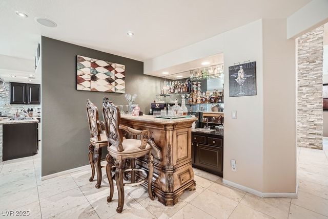 2112 Marble Gorge Drive, Las Vegas, NV 89117