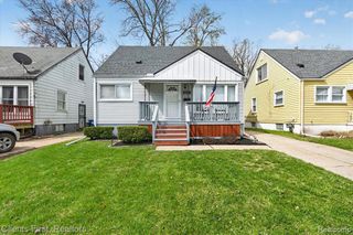 18441 Poinciana, Redford, MI 48240