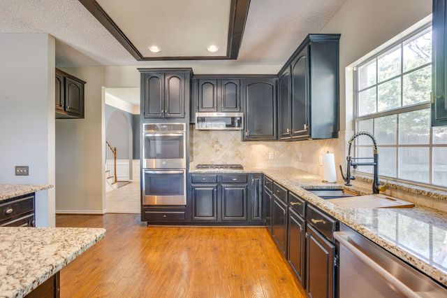 7501 Amhurst Circle, Fort Worth, TX 76132