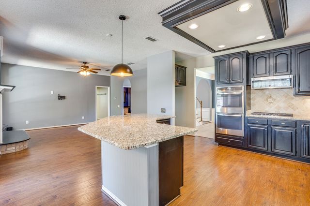 7501 Amhurst Circle, Fort Worth, TX 76132
