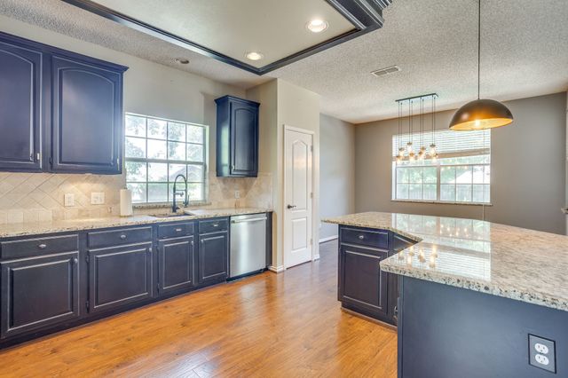7501 Amhurst Circle, Fort Worth, TX 76132