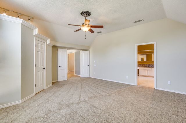 7501 Amhurst Circle, Fort Worth, TX 76132