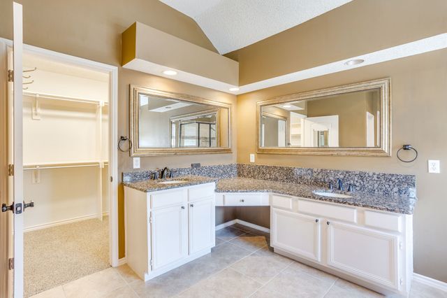 7501 Amhurst Circle, Fort Worth, TX 76132