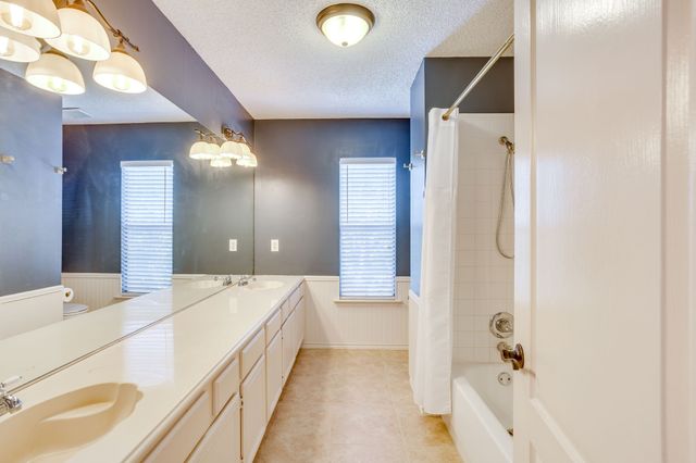 7501 Amhurst Circle, Fort Worth, TX 76132