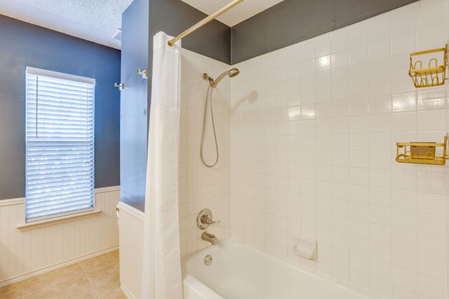 7501 Amhurst Circle, Fort Worth, TX 76132