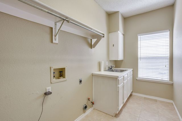 7501 Amhurst Circle, Fort Worth, TX 76132