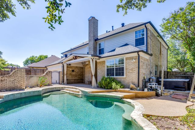 7501 Amhurst Circle, Fort Worth, TX 76132