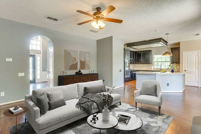 7501 Amhurst Circle, Fort Worth, TX 76132