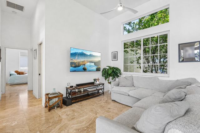 762 Heritage Drive, Weston, FL 33326