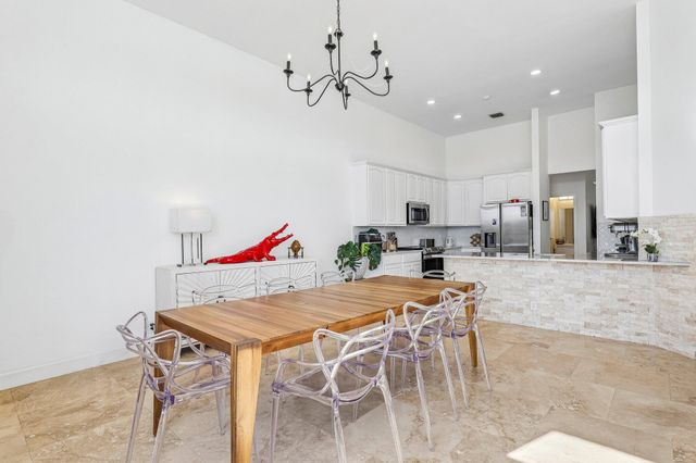 762 Heritage Drive, Weston, FL 33326