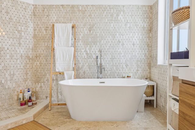 762 Heritage Drive, Weston, FL 33326