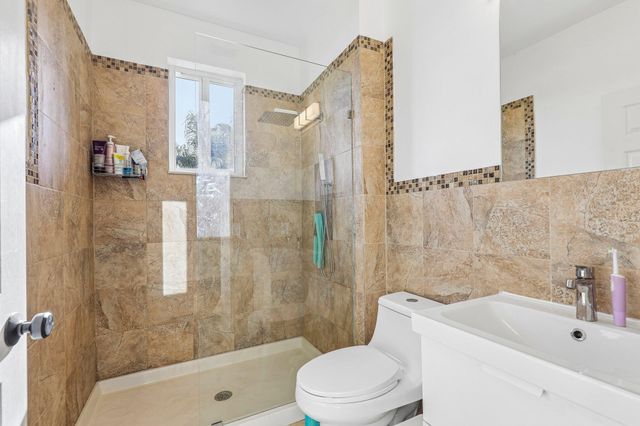 762 Heritage Drive, Weston, FL 33326