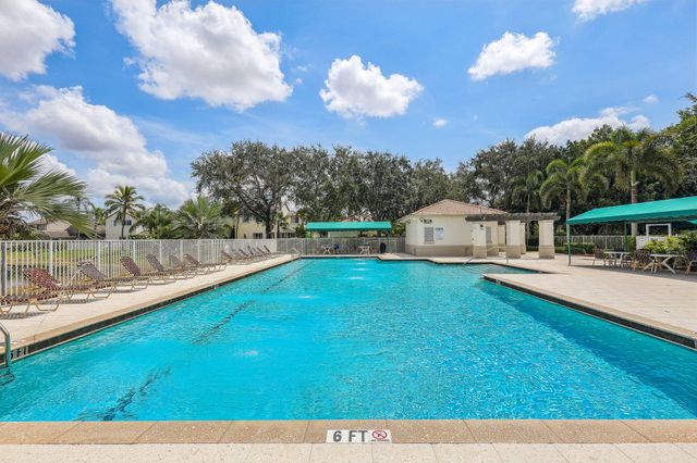 762 Heritage Drive, Weston, FL 33326