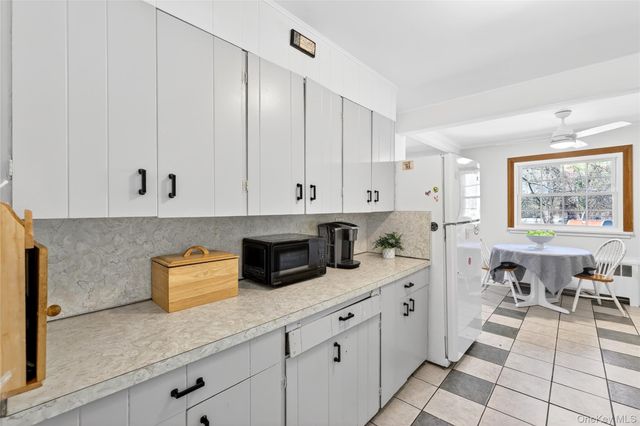 606 Washington Avenue, Pleasantville, NY 10570