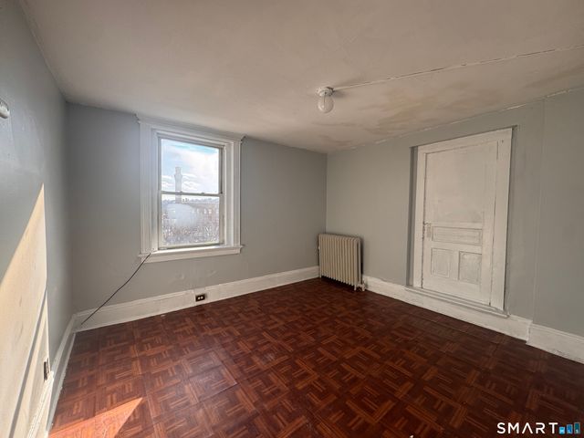 48 Mitchell Avenue, Waterbury, CT 06710