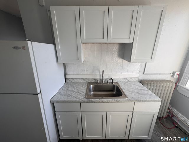 48 Mitchell Avenue, Waterbury, CT 06710