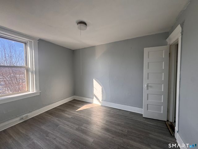 48 Mitchell Avenue, Waterbury, CT 06710