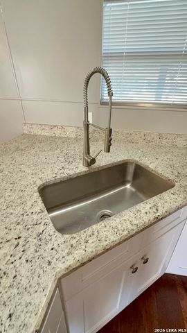 161 Water Street A, Pipe Creek, TX 78063