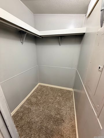 161 Water Street A, Pipe Creek, TX 78063