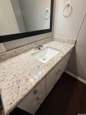 161 Water Street A, Pipe Creek, TX 78063