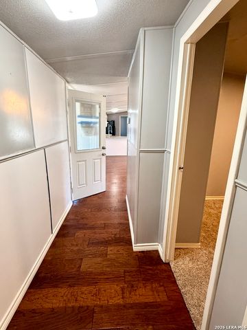 161 Water Street A, Pipe Creek, TX 78063