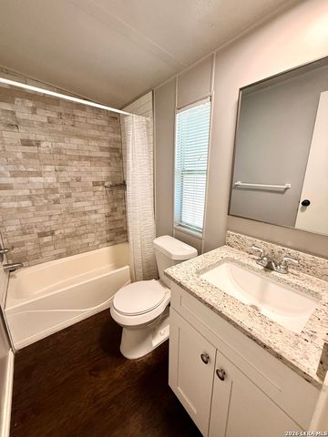 161 Water Street A, Pipe Creek, TX 78063