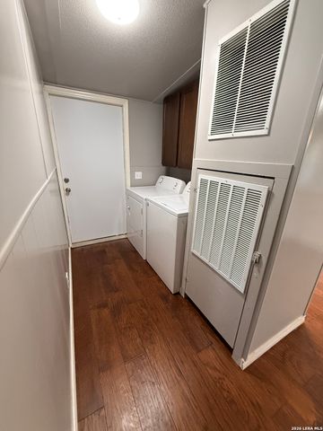 161 Water Street A, Pipe Creek, TX 78063