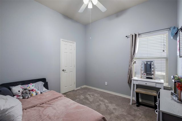 1204 Hayden Lane, Savannah, TX 76227