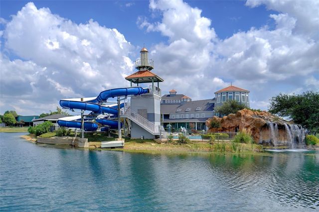 1204 Hayden Lane, Savannah, TX 76227