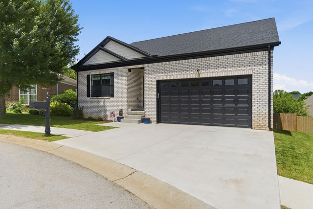 112 Wisteria Lane, Frankfort, KY 40601