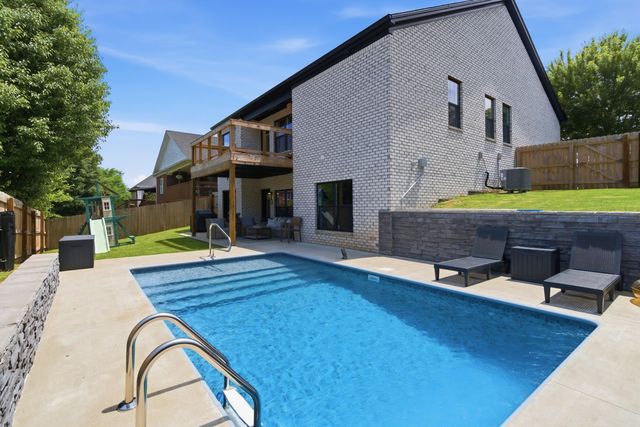 112 Wisteria Lane, Frankfort, KY 40601