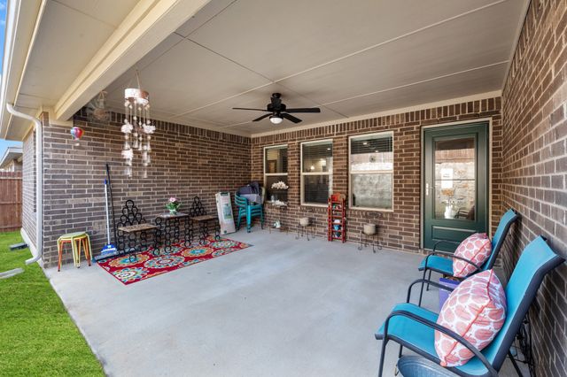 1920 Cookes Lane, Cleburne, TX 76033