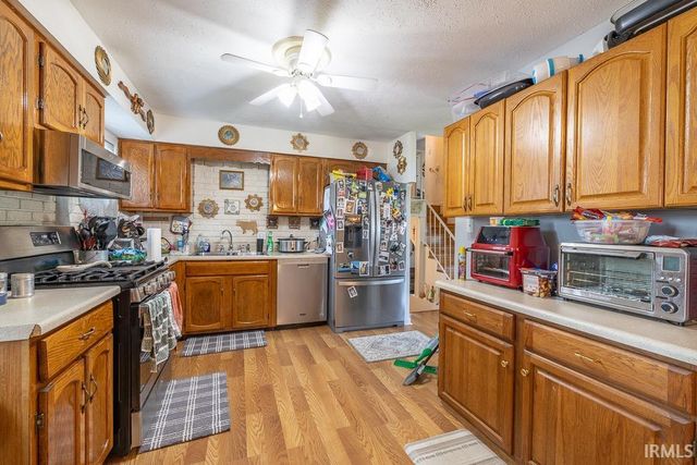 810 N Knight Circle, Marion, IN 46952