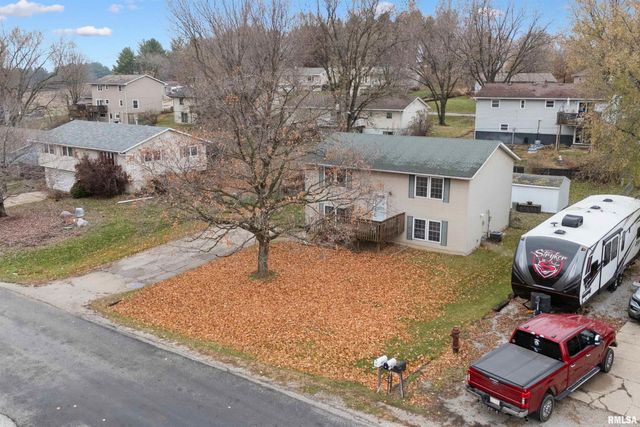 68 SUNNY HILL Drive, Orion, IL 61273