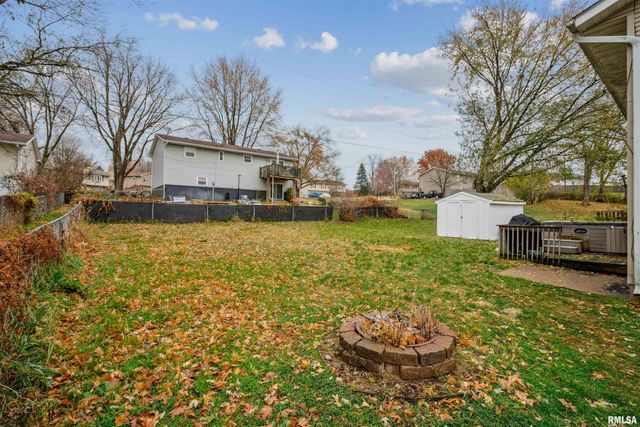 68 SUNNY HILL Drive, Orion, IL 61273