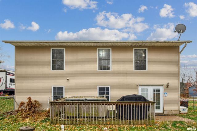 68 SUNNY HILL Drive, Orion, IL 61273