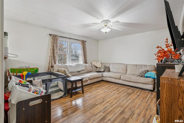 68 SUNNY HILL Drive, Orion, IL 61273