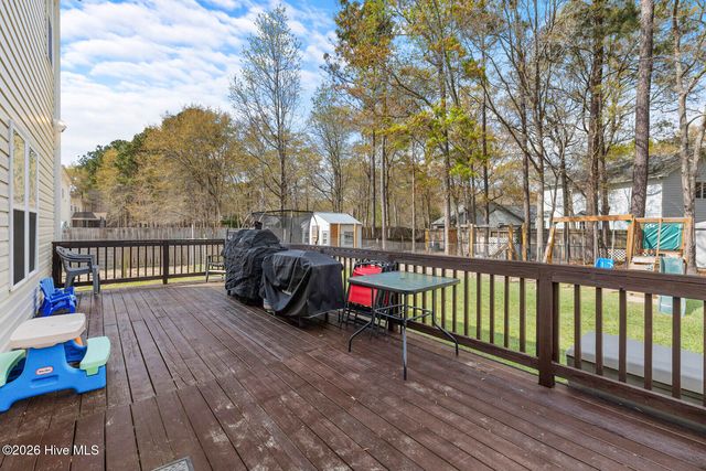125 Sunny Point Drive, Richlands, NC 28574