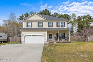 125 Sunny Point Drive, Richlands, NC 28574