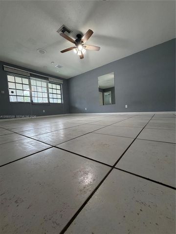 2980 NE 19th Terrace B, Lighthouse Point, FL 33064