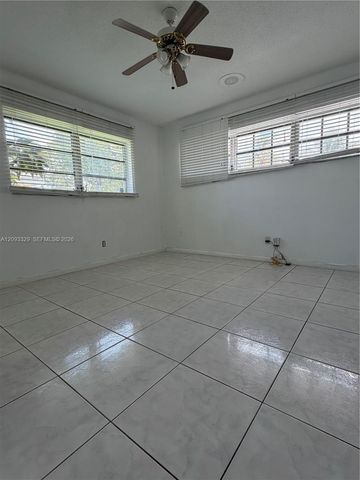 2980 NE 19th Terrace B, Lighthouse Point, FL 33064