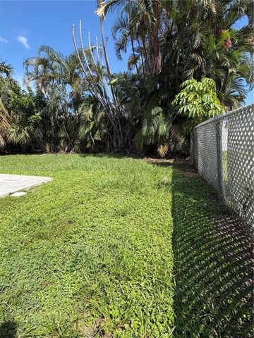2980 NE 19th Terrace B, Lighthouse Point, FL 33064