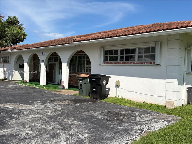 2980 NE 19th Terrace B, Lighthouse Point, FL 33064