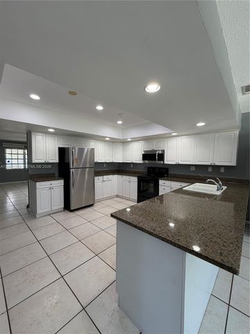 2980 NE 19th Terrace B, Lighthouse Point, FL 33064
