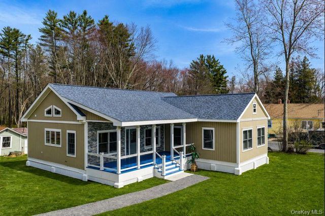 639 Burlingham Road, Bloomingburg, NY 12721