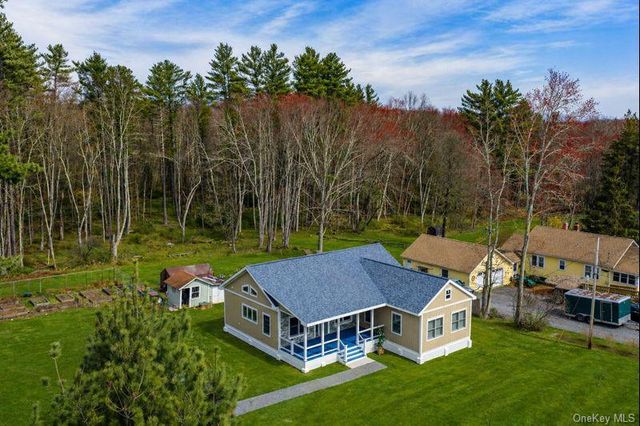 639 Burlingham Road, Bloomingburg, NY 12721