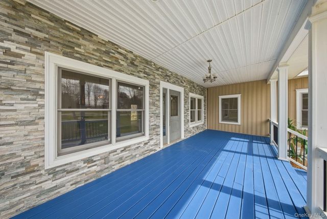639 Burlingham Road, Bloomingburg, NY 12721