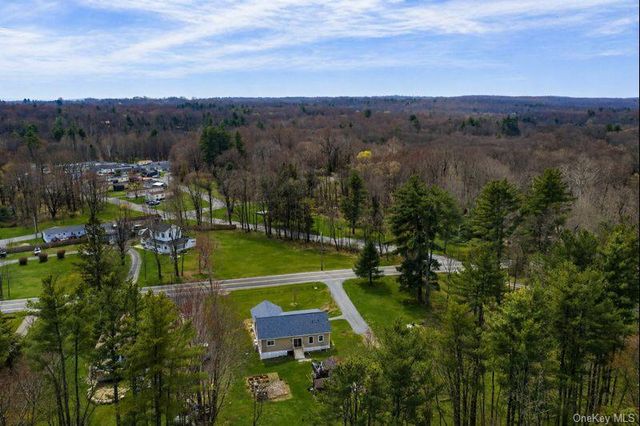 639 Burlingham Road, Bloomingburg, NY 12721