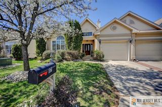 17 Umberland Place, Monroe, NJ 08831