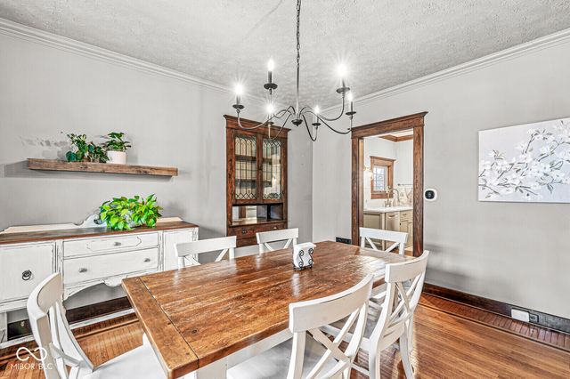 875 S 9th Street, Noblesville, IN 46060